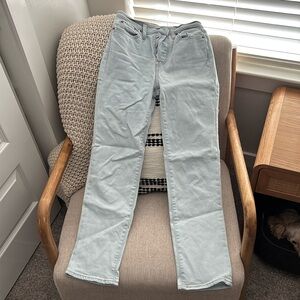 Levi’s Wedgie Straight Jeans